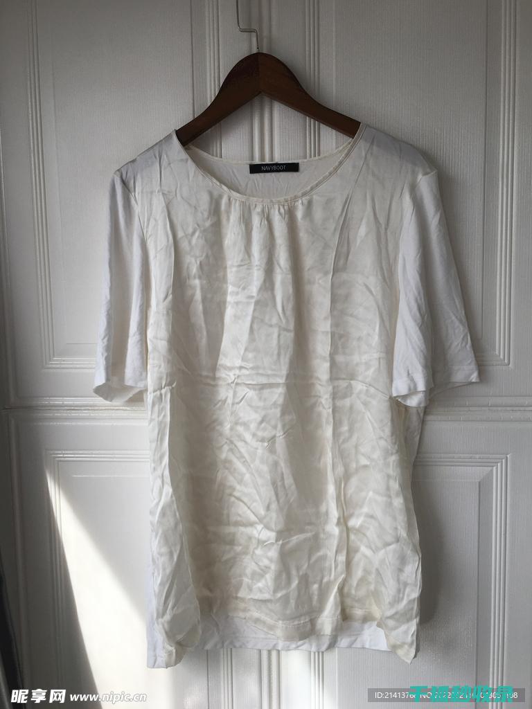 衣服缩水了？别着急，这里有一招让你的衣服恢复原样 (衣服缩水了怎么恢复)
