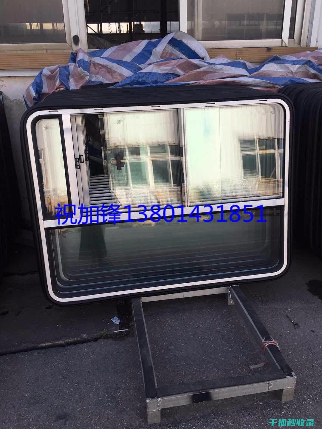 车窗防雾贴的防划伤性能测试 (车窗防雾贴的使用方法)